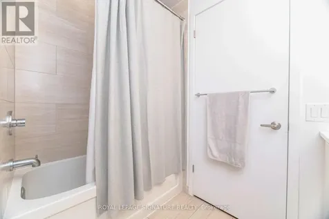 2560 Eglinton Avenue West Mississauga (central Erin Mills) ON L5M 0Y3