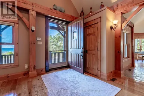805 Eastdale Drive Wasaga Beach ON L9Z 2R5
