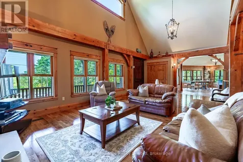 805 Eastdale Drive Wasaga Beach ON L9Z 2R5