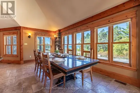 805 Eastdale Drive Wasaga Beach ON L9Z 2R5