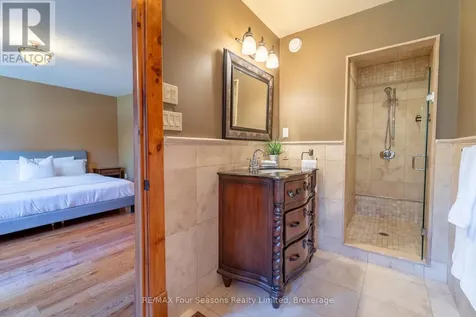 805 Eastdale Drive Wasaga Beach ON L9Z 2R5