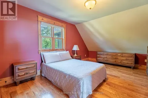 805 Eastdale Drive Wasaga Beach ON L9Z 2R5