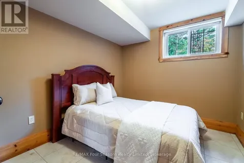 805 Eastdale Drive Wasaga Beach ON L9Z 2R5