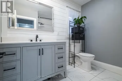55 Allan Avenue Hamilton (homeside) ON L8H 2C8