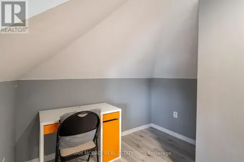 55 Allan Avenue Hamilton (homeside) ON L8H 2C8