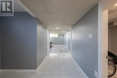 55 Allan Avenue Hamilton (homeside) ON L8H 2C8