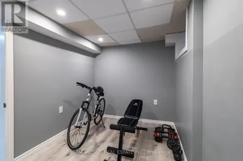 55 Allan Avenue Hamilton (homeside) ON L8H 2C8