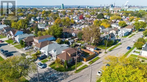 55 Allan Avenue Hamilton (homeside) ON L8H 2C8