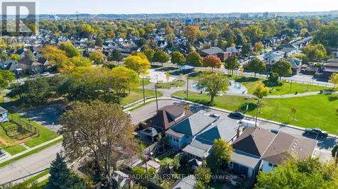 55 Allan Avenue Hamilton (homeside) ON L8H 2C8