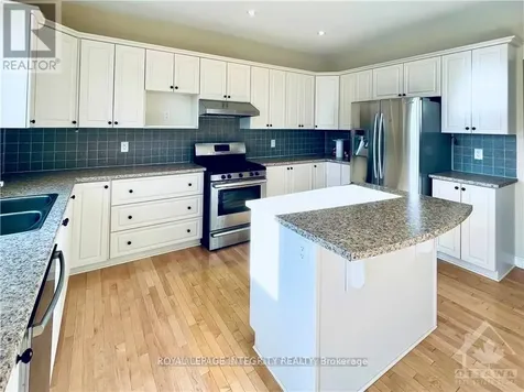195 Keyrock Drive Ottawa ON K2T 0A9
