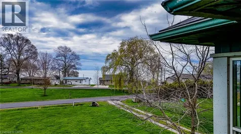 29 Old Lakeshore Road Port Dover ON N0A 1N3