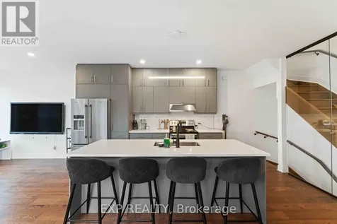 9 Anderson Street Ottawa ON K1R 6T4