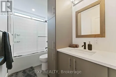 9 Anderson Street Ottawa ON K1R 6T4