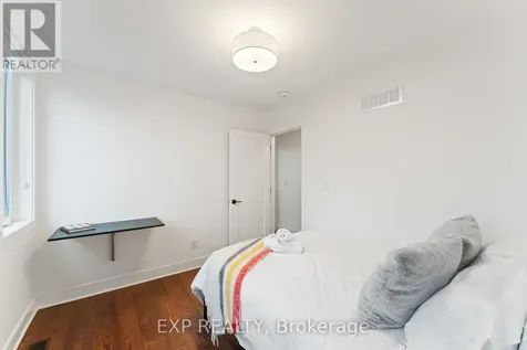 9 Anderson Street Ottawa ON K1R 6T4