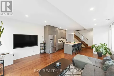 9 Anderson Street Ottawa ON K1R 6T4
