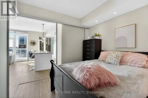 118 Holmwood Avenue Ottawa ON K1S 5J5