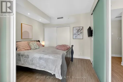 118 Holmwood Avenue Ottawa ON K1S 5J5