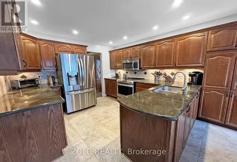 736 Hauteview Crescent Ottawa ON K4A 2B8