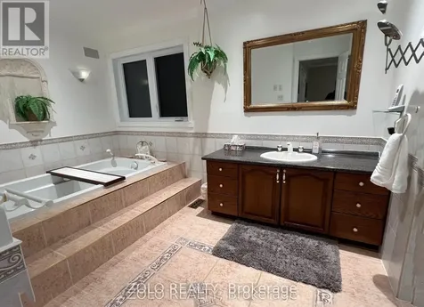 736 Hauteview Crescent Ottawa ON K4A 2B8