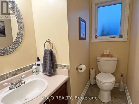 736 Hauteview Crescent Ottawa ON K4A 2B8