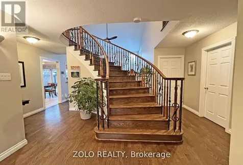 736 Hauteview Crescent Ottawa ON K4A 2B8