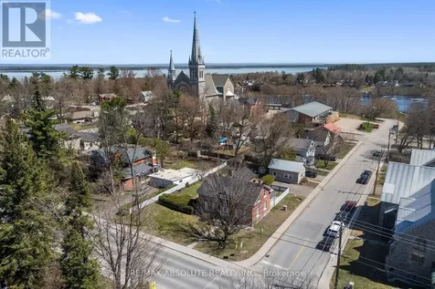 277 John Street North Arnprior ON K7S 2P5