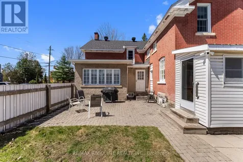 277 John Street North Arnprior ON K7S 2P5