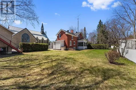 277 John Street North Arnprior ON K7S 2P5