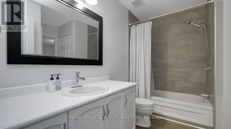 13 Springcreek Crescent Ottawa ON K2M 2K7