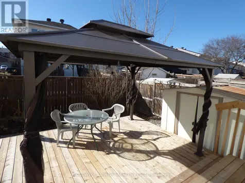 1826 Northlands Drive Ottawa ON K4A 3S2
