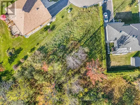 740 Roxane Crescent Hawkesbury ON K6A 3W9