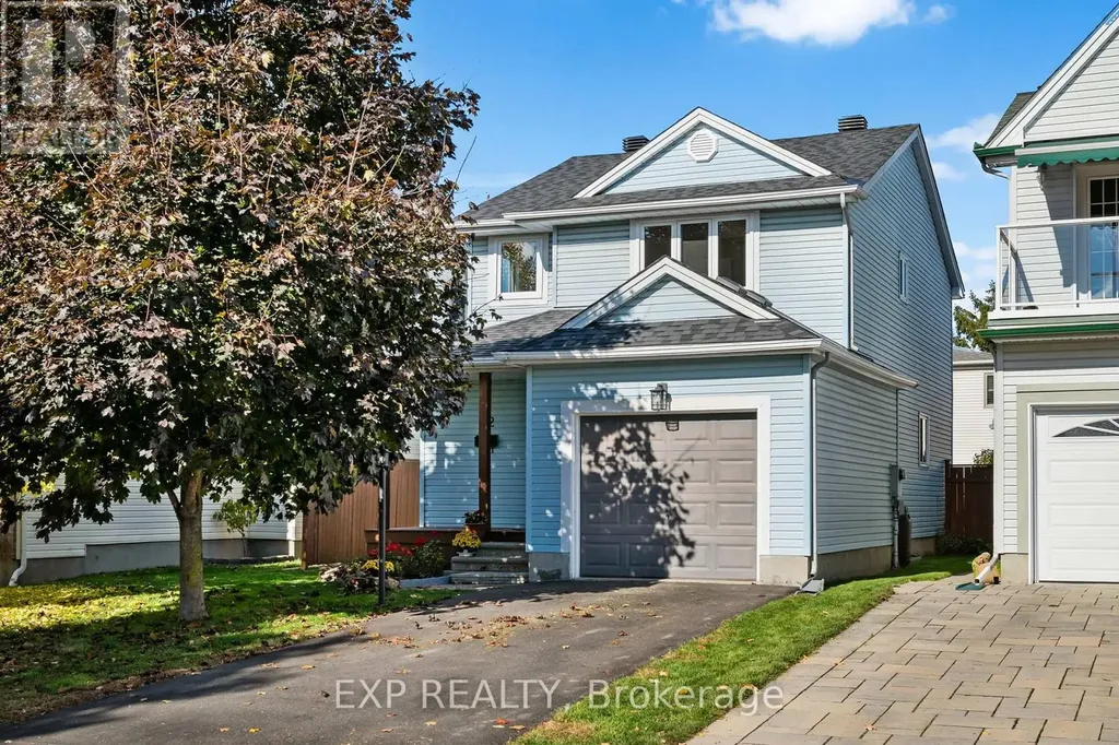 32 Peacock Crescent Ottawa ON K2J 3P6
