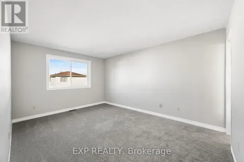 32 Peacock Crescent Ottawa ON K2J 3P6