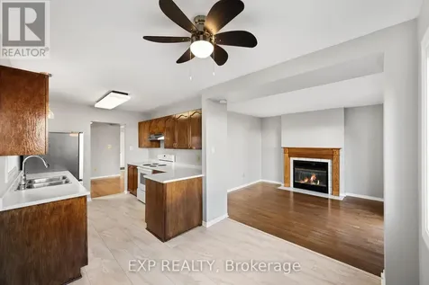 32 Peacock Crescent Ottawa ON K2J 3P6