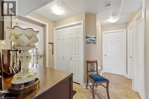 70 Riverside Drive Welland ON L3C 5E2