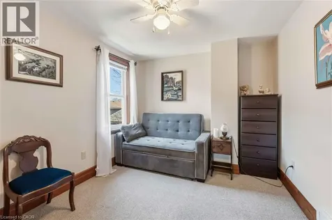 70 Riverside Drive Welland ON L3C 5E2