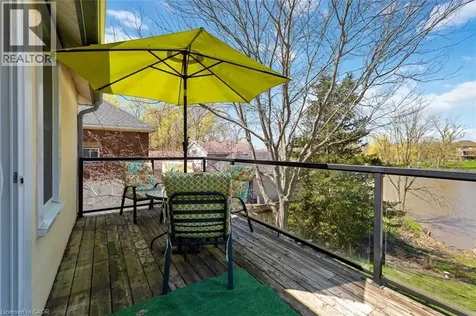 70 Riverside Drive Welland ON L3C 5E2