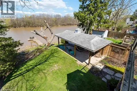 70 Riverside Drive Welland ON L3C 5E2