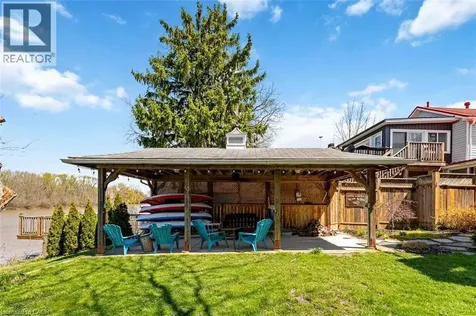 70 Riverside Drive Welland ON L3C 5E2