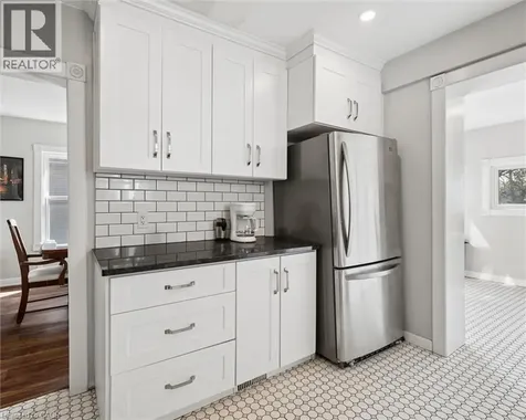 367 Victoria Street South Kitchener ON N2M 3A4