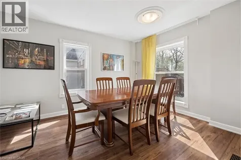 367 Victoria Street South Kitchener ON N2M 3A4