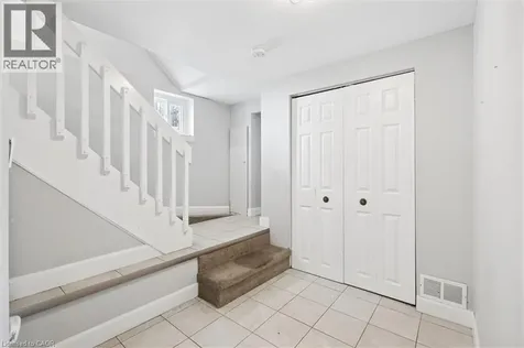 367 Victoria Street South Kitchener ON N2M 3A4