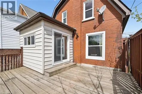 367 Victoria Street South Kitchener ON N2M 3A4