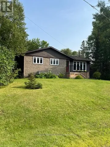 7 Poplar Crescent Temagami ON P0H 2H0