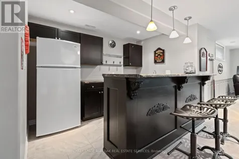 21 Farrow Road Brantford ON N3T 5L7