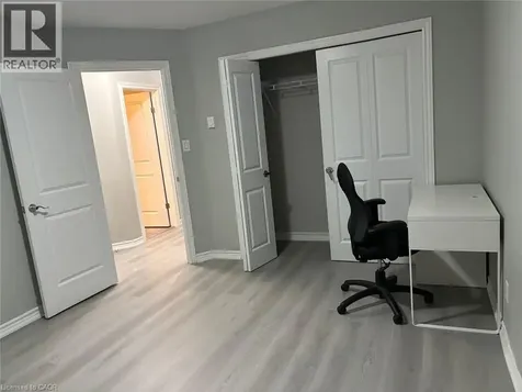 262 Patricia Avenue Kitchener ON N2M 1J9