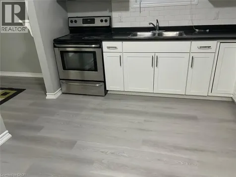 262 Patricia Avenue Kitchener ON N2M 1J9