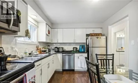 262 Patricia Avenue Kitchener ON N2M 1J9