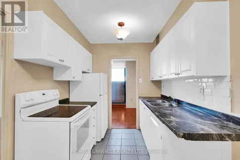 177 Linus Road Toronto (don Valley Village) ON M2J 4S5