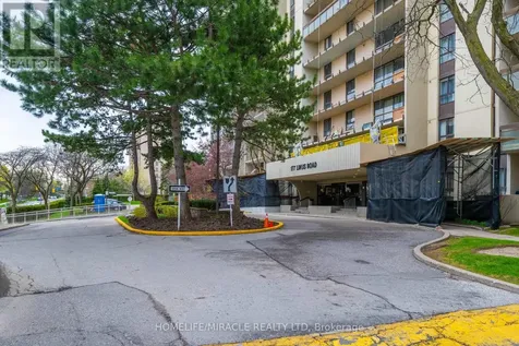 177 Linus Road Toronto (don Valley Village) ON M2J 4S5